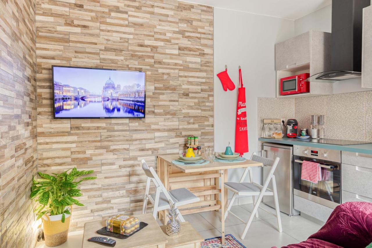 Apartamento Rer C A 4 Minutes A Pieds Chateau De Versailles 15 Minutes A Pied Exterior foto
